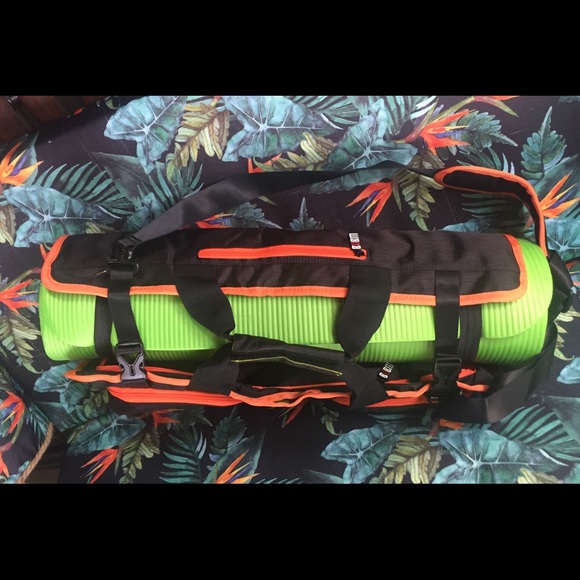 - New!🧘‍♂️Multifunctional Yoga Mat Travel Bag🧘‍♀️ - Picture 4 of 9